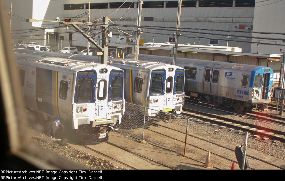 PATH 5654 and LIRR M-9's